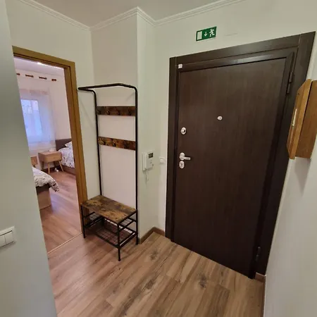 Apartamento & *